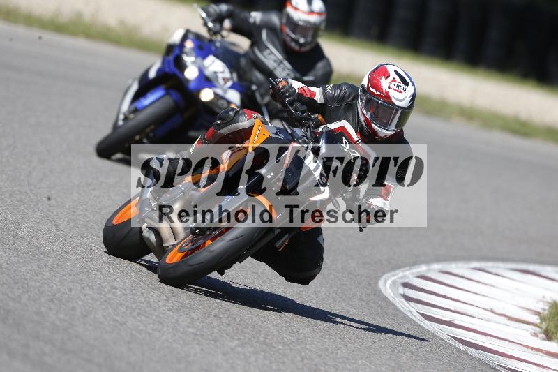 /Archiv-2025/48 25.08.2025 Cornu Master School ADR/rot-rouge/119